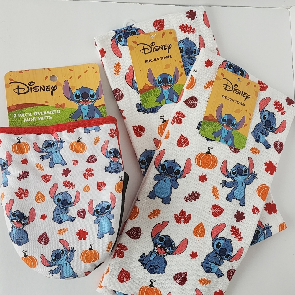 Disney's Stitch Kitchen Towels/Mini Mitts Set. Fall/Autumn/Thanksgiving/Holiday